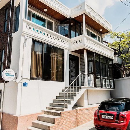 Chingu Guesthouse Hongdae Seoul Exterior photo